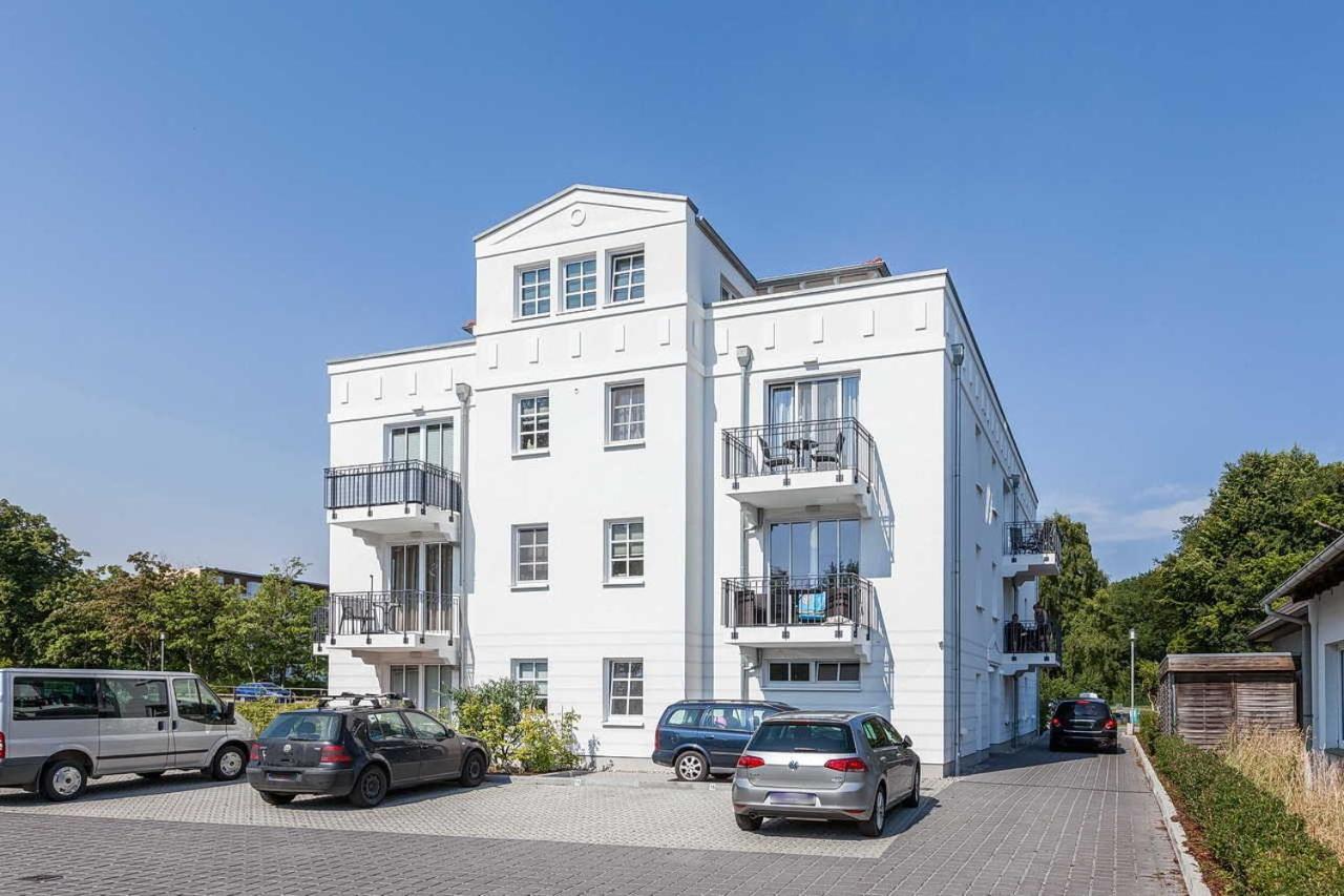 Residenz Von Flotow Wohnung 01 هيليغندام المظهر الخارجي الصورة